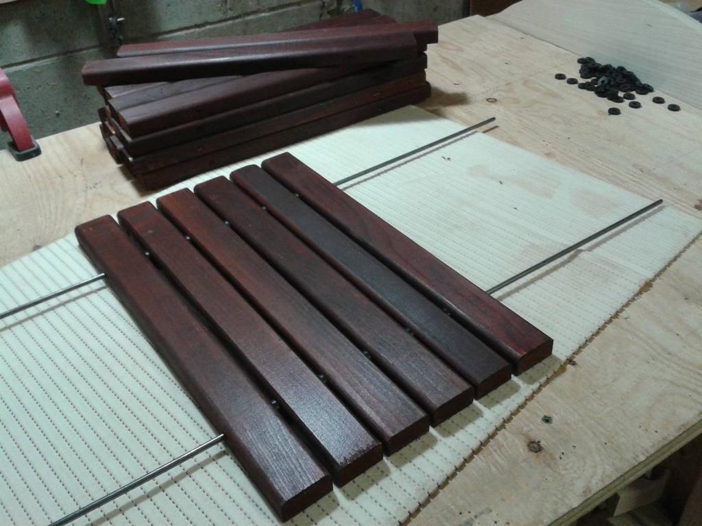 AtelierCarlo's tweet photo. Building the wooden doormat inspired by Steve Ramsey @MereMortalsWW https://t.co/iTG8At4yP3 https://t.co/NTYi14UZdJ