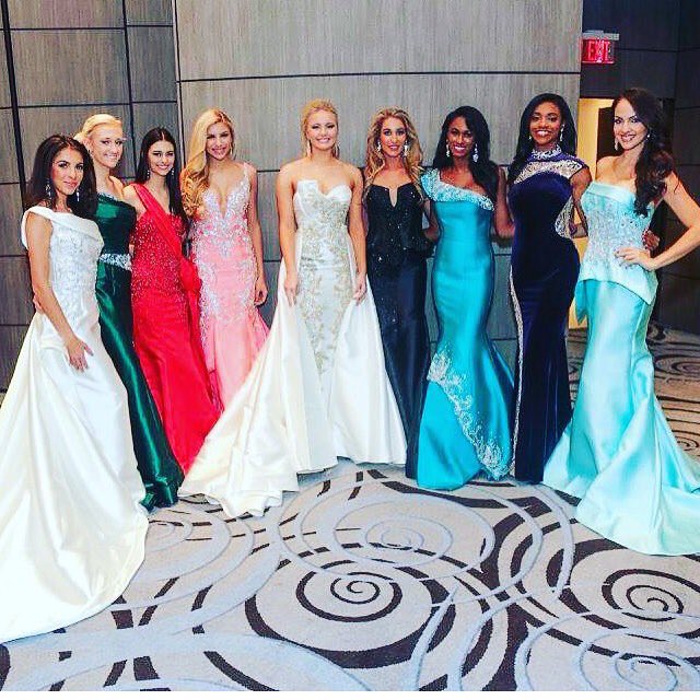 macduggal's tweet photo. Pageant pretty with winners in #Macduggal at the Prestigious Pageantry Awards. #PPA #PPA2015 #pageantlife https://t.co/AROIMLdJsq