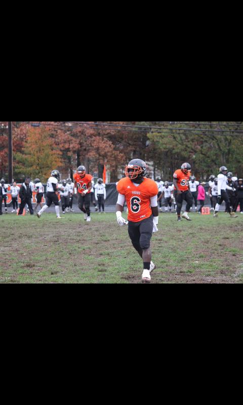 davestackz_'s tweet photo. 🏈Fuck what yu heardd God blessing all da trap niggas 😈 https://t.co/jWRBW2rMvt