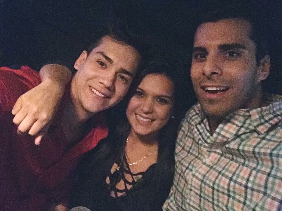 Anthony_Lam_'s tweet photo. Mis hermanos del alma ❤️ @ale_vertiz @NIKO_USTAVDICH https://t.co/6FpH0PNhkI