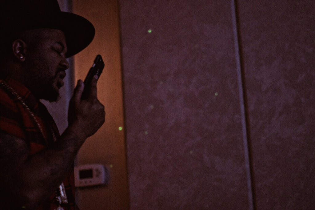 Mr_STM's tweet photo. Contra Paris. The Art Label. | @TheKingDream #SentShotIt #ContraParis https://t.co/iYKEpqMznO