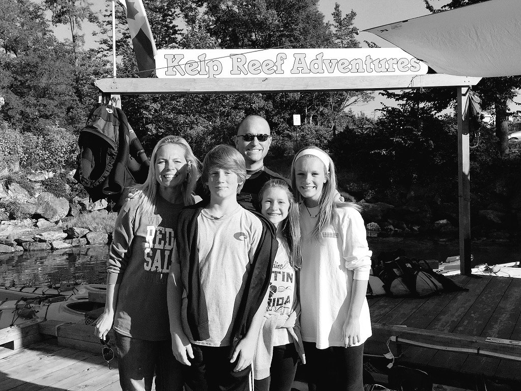 BornerBrynne's tweet photo. #IOThankYou for the best two families in the world-Outside and inside of browns bridge #blessed https://t.co/E8k005s8im