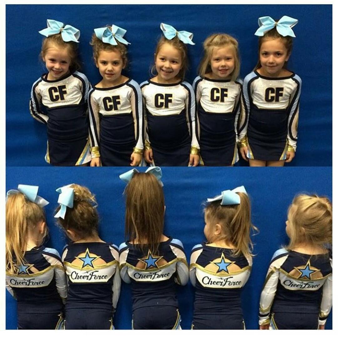 Procheer_uni's tweet photo. Super cute Tiny athletes in their NEW uniforms!! #CFnation #trainlikeaPRO #WinningNeverQuits #theFUTURElooksSTRONG https://t.co/Fipz9cXLBp