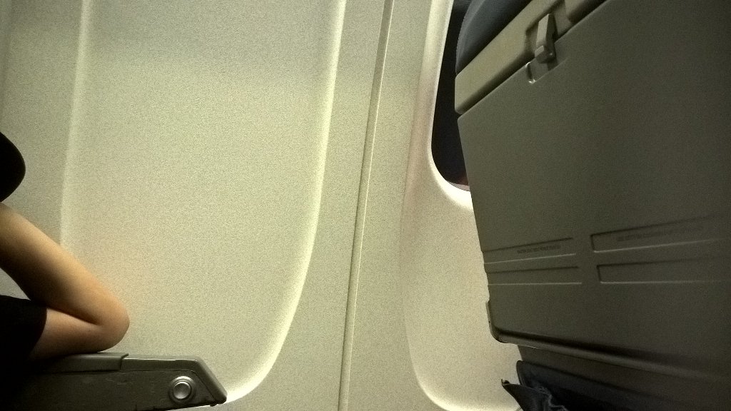 mmahlmann's tweet photo. @AmericanAir that's nice. At least my "new" seat had this awesome view https://t.co/QhQbpcw6oi