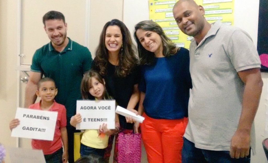 Caroldoze's tweet photo. Para a nossa alegria!!! #Teens!!! 😍 @SasaMello12 @vero133027 @MIR_Macae 😃💛🙏🏻 https://t.co/sfpRuhBHXe