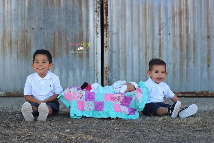 Weekend off time for family photos, so bless.<a href="/ConnieDroge/">Connie Droge</a> <a href="/DerinBriggs/">Derin</a> <a href="/djagatx/">Dhruv Jagtiani</a> @crowderabby1