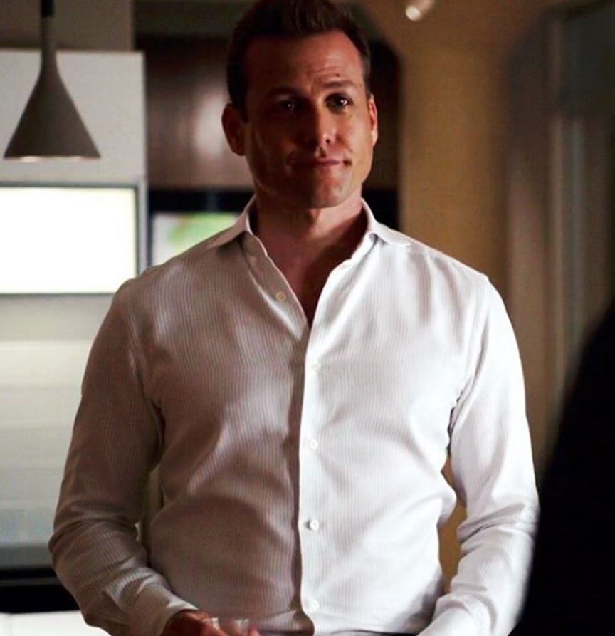 Harveyholics's tweet photo. Happy #SpecterSunday all you #Harveyholics!
#HarveySpecter #Suits #SoHandsome #SpecterCharm https://t.co/UC28TtYXva
