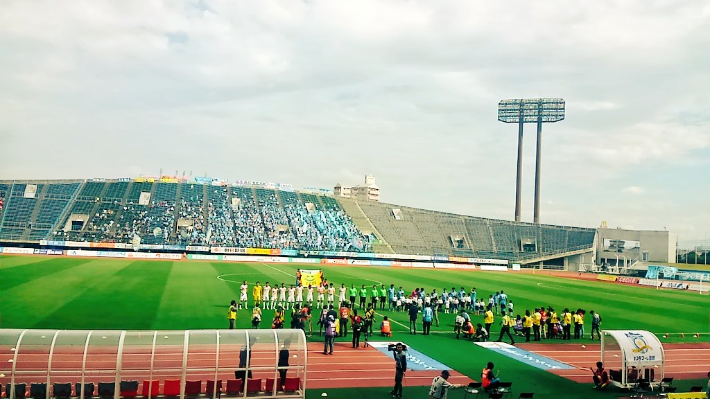 risoccerna's tweet photo. 今年の結果発表～＼(^o^)／
カマタマーレ讃岐　残留決定！！！
R.VELHO 四国リーグ４位💓
Blue　VELHO  県１部リーグ2位
今年はマネージャーと���う仕事、楽しみました！残りはカマタマに注ぎます(笑) https://t.co/ASuRtjki6E