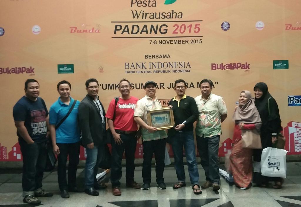 Selamat sukses @pestawirausaha  <a href="/TDAPadang/">TDA Padang</a> Smg pebisnis Sumbar naik kelas. Sampai jumpa d PW Nasional <a href="/TanganDiAtas/">Komunitas Pengusaha Tangan Di Atas (TDA)</a>