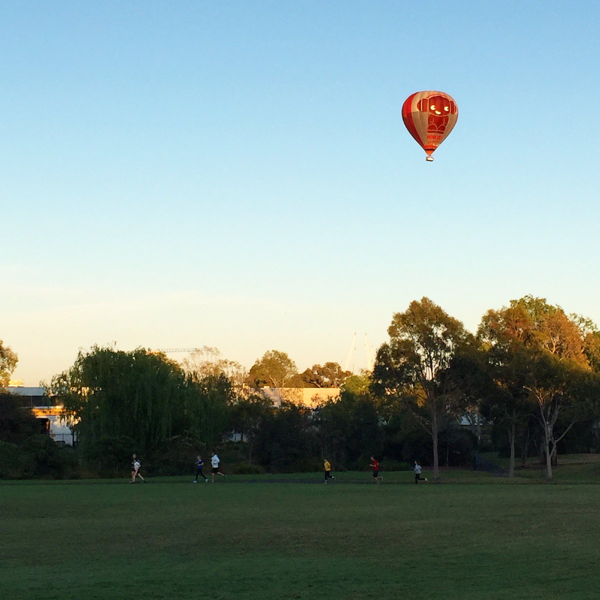 activemonash's tweet photo. The first #bootcamp session for #ActiveMonash Month kicked off this morning at Brickmakers Park! @MonashCouncil https://t.co/GWeYKgnbzr