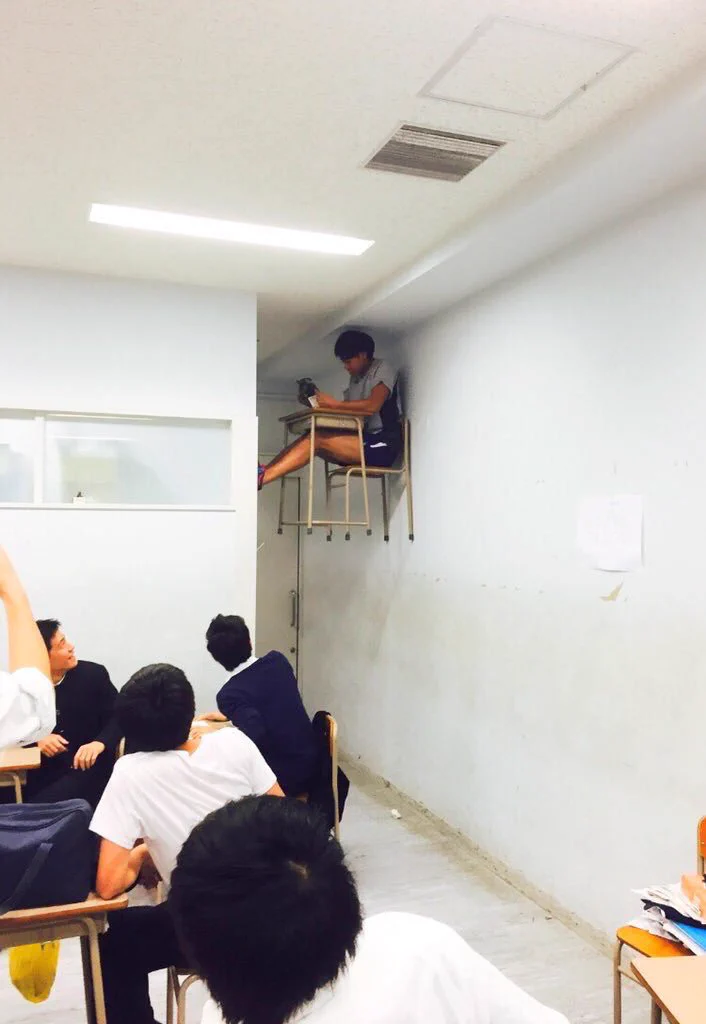 まさにエスパー⁉️なちょっと浮いているクラスメート