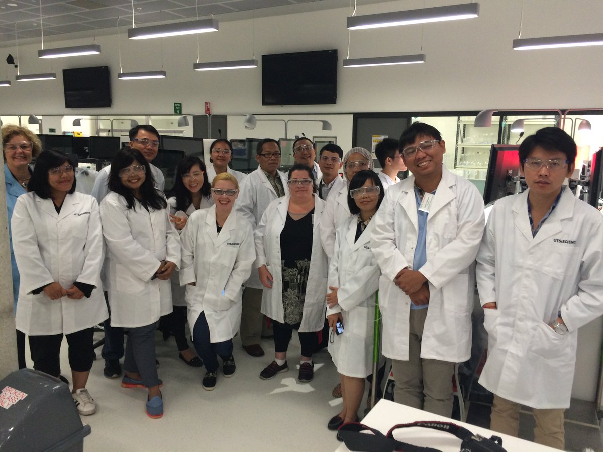 lab coat uts