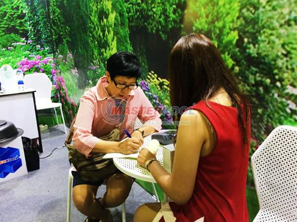 MasterkoolFan's tweet photo. จบไปแล้วอย่างสวยงามงานบ้านและสวนแฟร์ 2015 ...ขอบคุณลูกค้าทุกท่านที่ให้การสนับสนุนสินค้าของมาสเตอร์คูลเป็นอย่างดี https://t.co/3oskg6xNbx