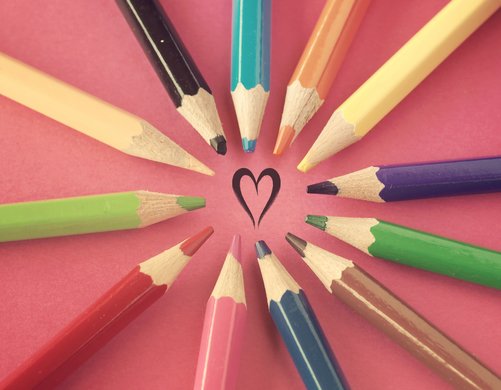 DesignBeagle's tweet image. Painted heart and crayons by renovattio on @designbeagle designbeagle.net/p/painted-hear… #crayons #love #drawing #heart