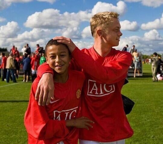 Footballtweet's tweet photo. Jesse Lingard - Manchester United through and through. https://t.co/8FcwAm4N8I