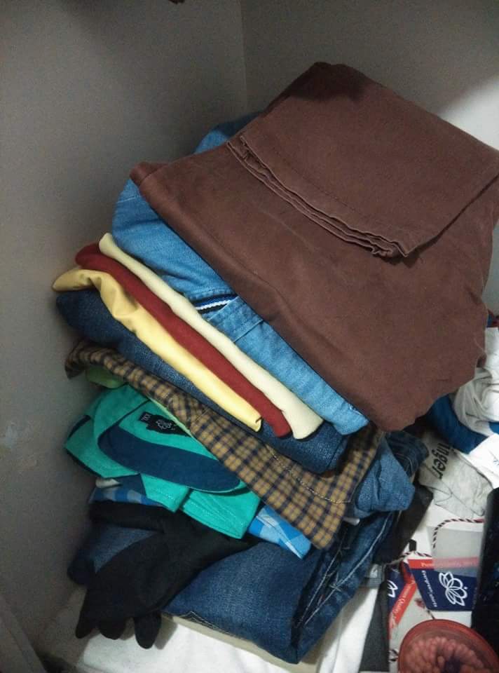 akash207's tweet image. Tweet with a pic &amp;amp; @AskHelpchat team will pick up old clothes for donation. #DiwaliDilSe #Bangalore