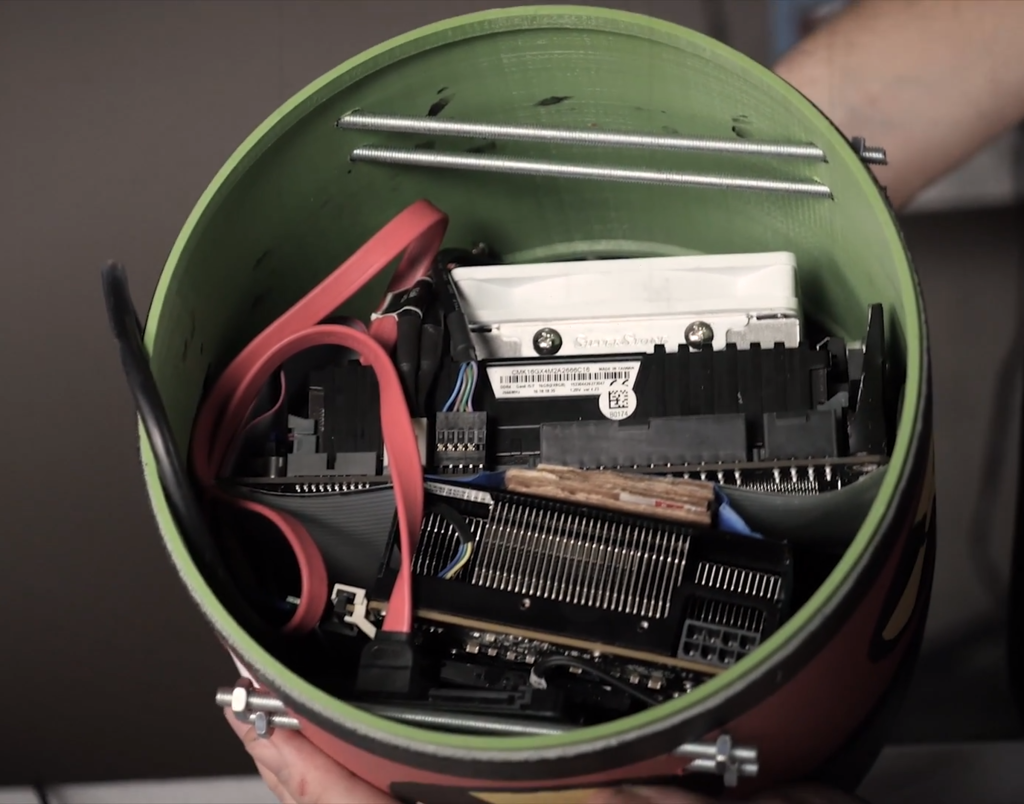 DevGarrett's tweet photo. Linus and Luke are at it again, PC inside an atomic bomb. via /r/techsupportgore https://t.co/pueOo3P1sx #techsupp… https://t.co/i01GgTmodA
