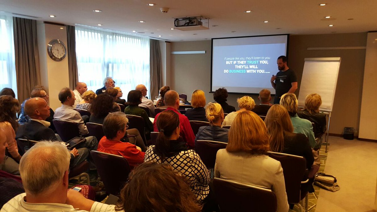 WebinarGeek's tweet photo. Vanavond geeft Remco een workshop: Laat je bedrijf groeien met webinars tijdens een MeetUp van StartMeUp Utrecht https://t.co/toOCAfyKlf