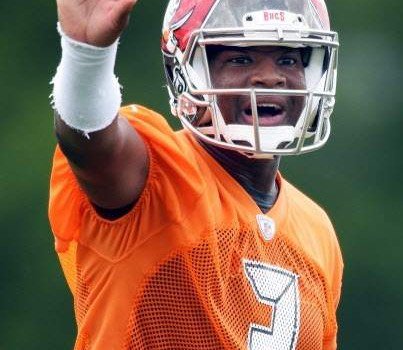 JwinstonNFL's tweet photo. #JameisWinston Gets 2 Touchdowns In #Bucs’ Victory Over The Saints!!!!
https://t.co/YqJAsyiYo5 https://t.co/jcbEWU7ce8