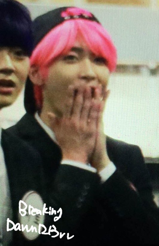 머리가 틴트색이 된 아이돌.jpg | 인스티즈