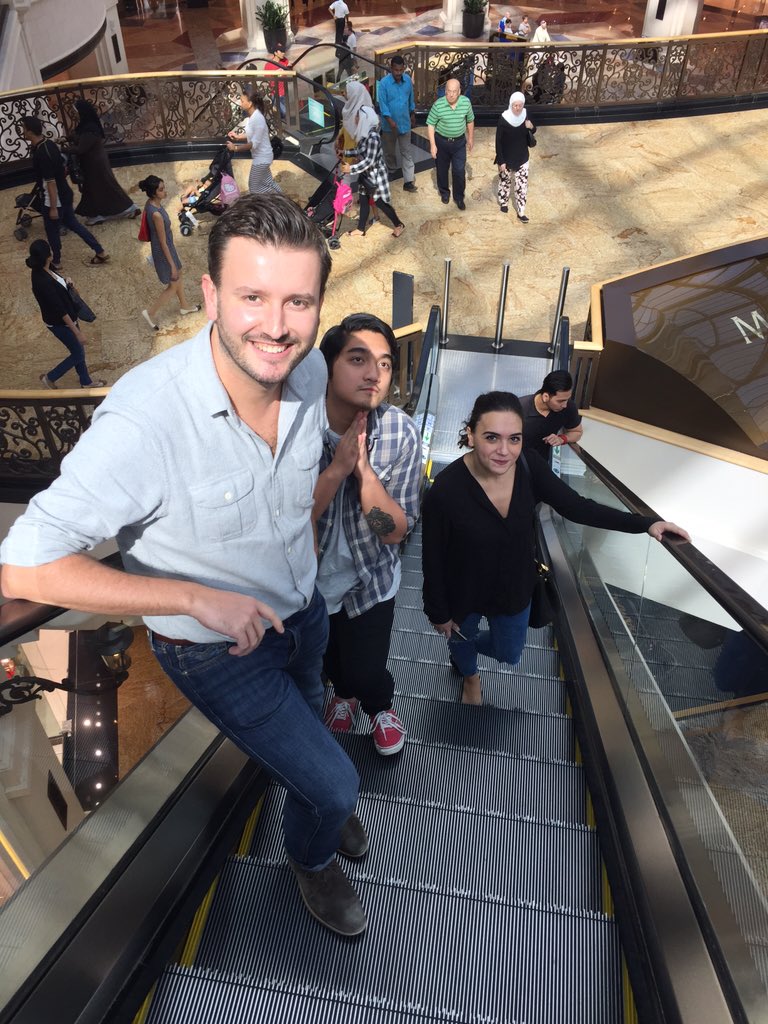 kikipigeon's tweet photo. Apple Store day out with #digitalcreativeteam #webershandwick #applewatchplease #thingsthatmakemesmile https://t.co/umyuJRCue4