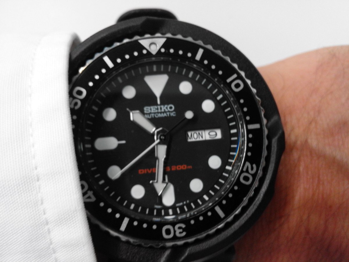 seiko skx007 metal shroud