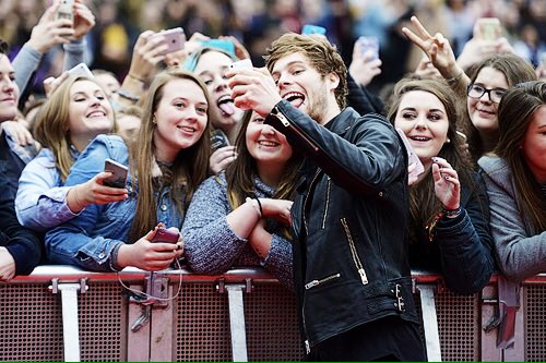 picsofhemmo tweet picture