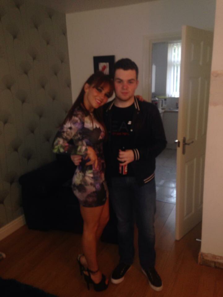 jenniferconnor4's tweet photo. A big happy 23rd birthday to my handsome baby brother @LukeConnor1992 .... 😘🎂🎂 https://t.co/POiEQ4xptY