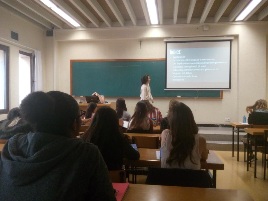 kavango's tweet photo. María Piedra «Influencia del género gramatical en el pensamiento» https://t.co/GknYR7naej
Ahora en #LCS1516 https://t.co/8Qq0PRKd2w