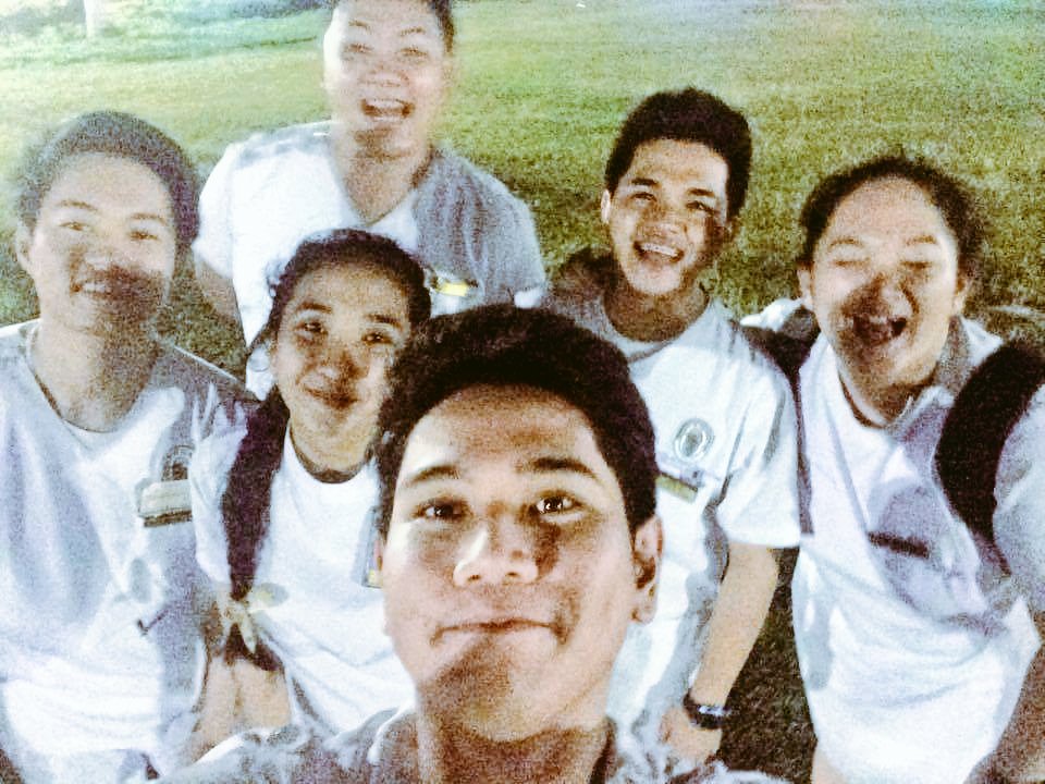 gabbysantos13's tweet photo. Spontaneous Hot-Starr dinner at Blue Bay Walk with these awesome people!! @SEANsrival @okintukin #joemar π· 11/5/2015 https://t.co/HgBbj6vLCB