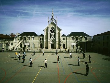 PasquierA's tweet photo. Lyon : un second groupe scolaire suspend son adhésion à l'@Apelnationale https://t.co/JbVuzfi0nN #PasMonApel https://t.co/ceZHD3fRlX