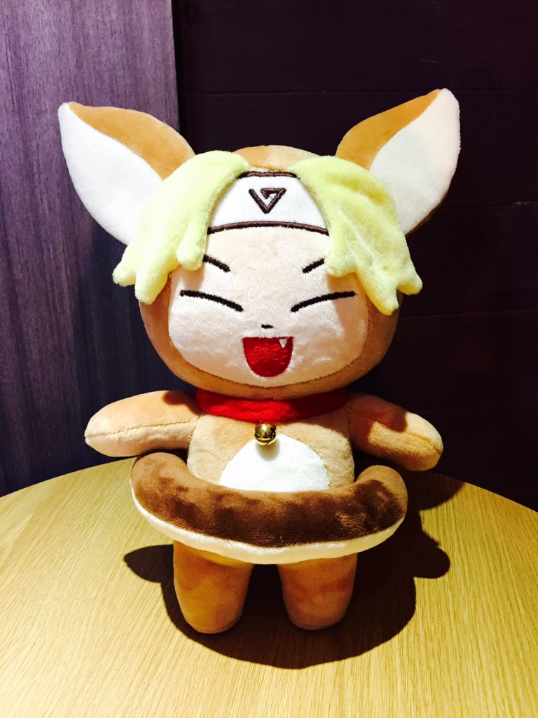 foxsoon2's tweet photo. RT)
폭순이 1차 샘플이 나왔습니다💛
혹시 수정하고싶은 부분이 있으시면 멘션 주세요! (방울 탈부착 가능, 도넛은 수정 예정) https://t.co/yC33oyQtQB