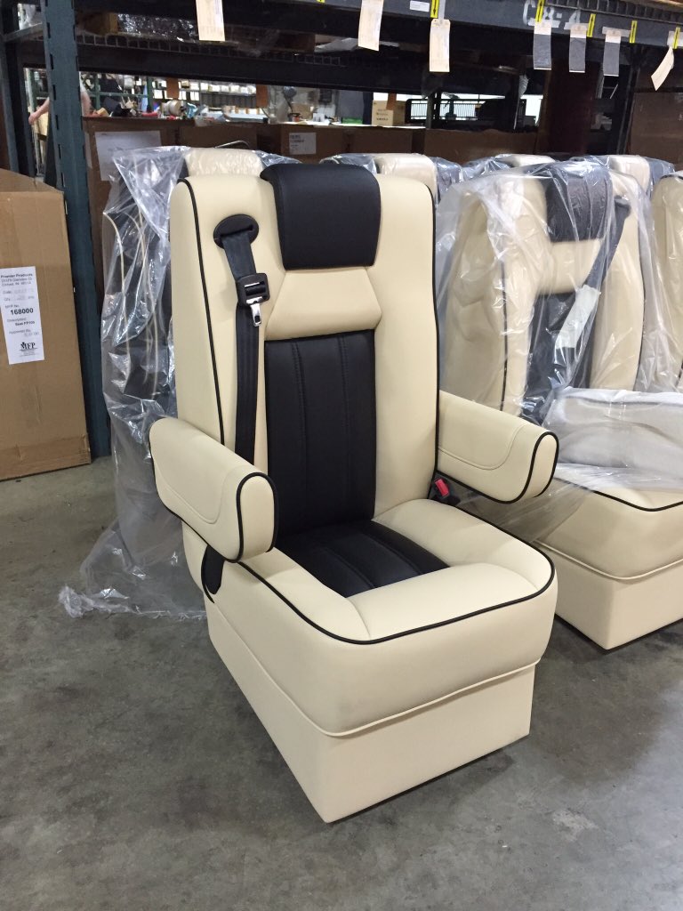 LSBandandCrew's tweet image. Our New M1 Approved Rear Passenger Seats are now available. Please DM us for more info