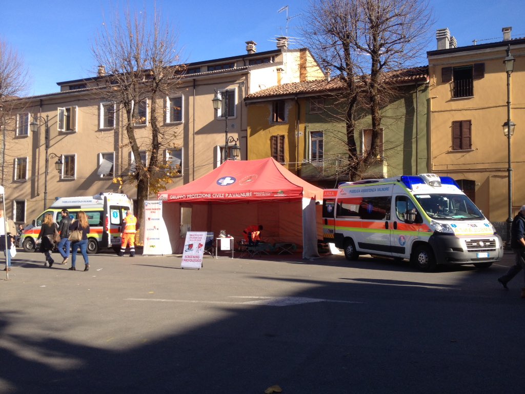 PaValnure's tweet photo. Fiera sapori del borgo! #Screening cardiologico#progettovita#pubblicavalnure https://t.co/6oW468DGjM