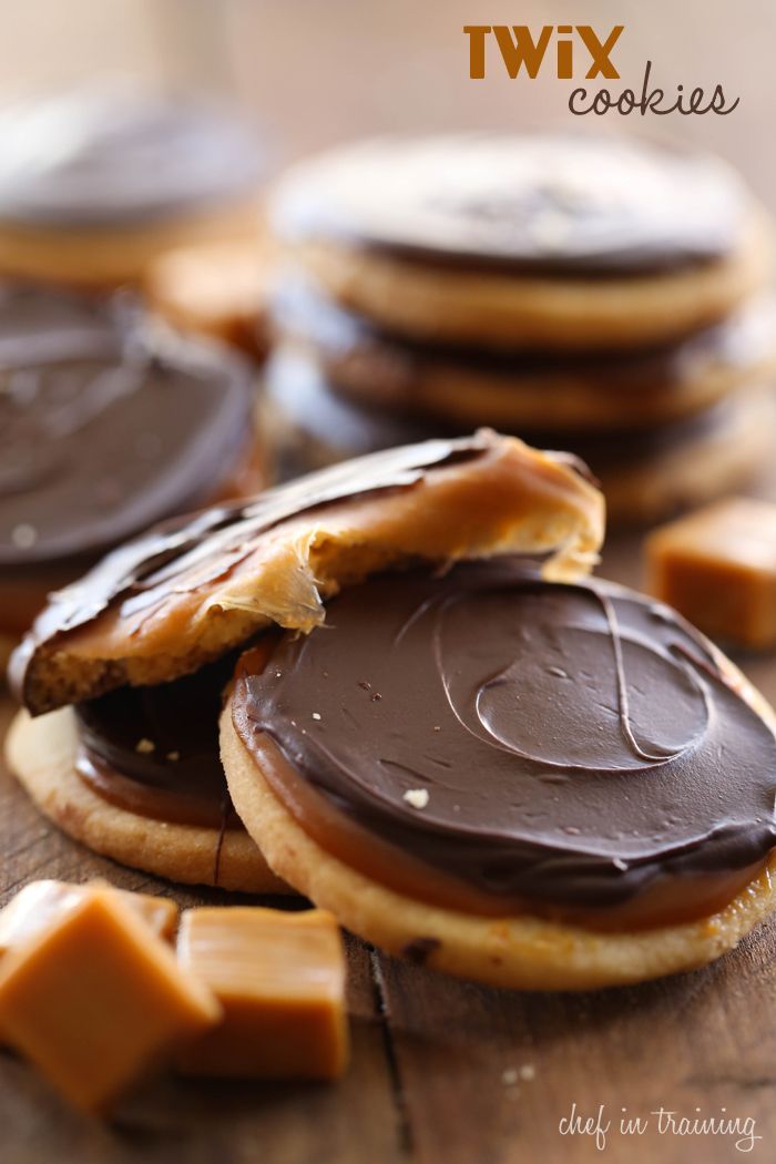 InspoSpoon's tweet photo. Twix Cookies #foodporn https://t.co/AG68UodsxA