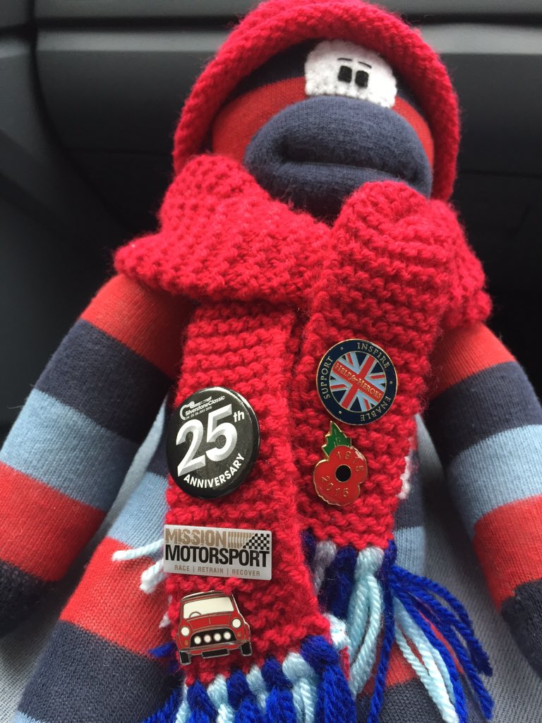 M4HMonkey's tweet photo. @MonkeypennyMiss gave me the perfect badge last night #Mini Thank you "swoons" #MonkeyLove #LoveYouMoreThanNarnas 🙈 https://t.co/mcojMt7TDQ
