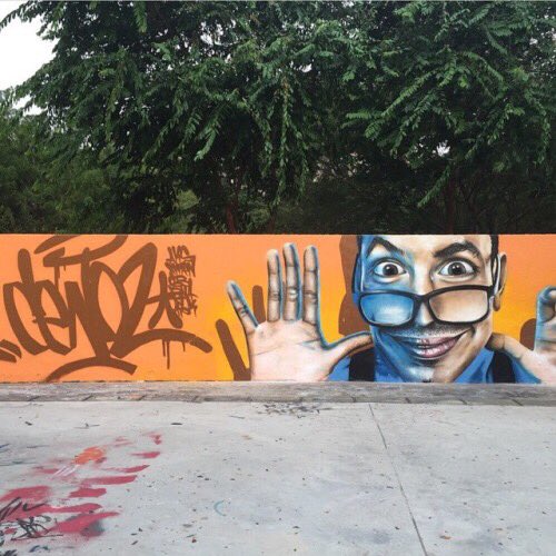 doeleano's tweet photo. #CENO2 #Graffiti https://t.co/ruu7AfKi7C