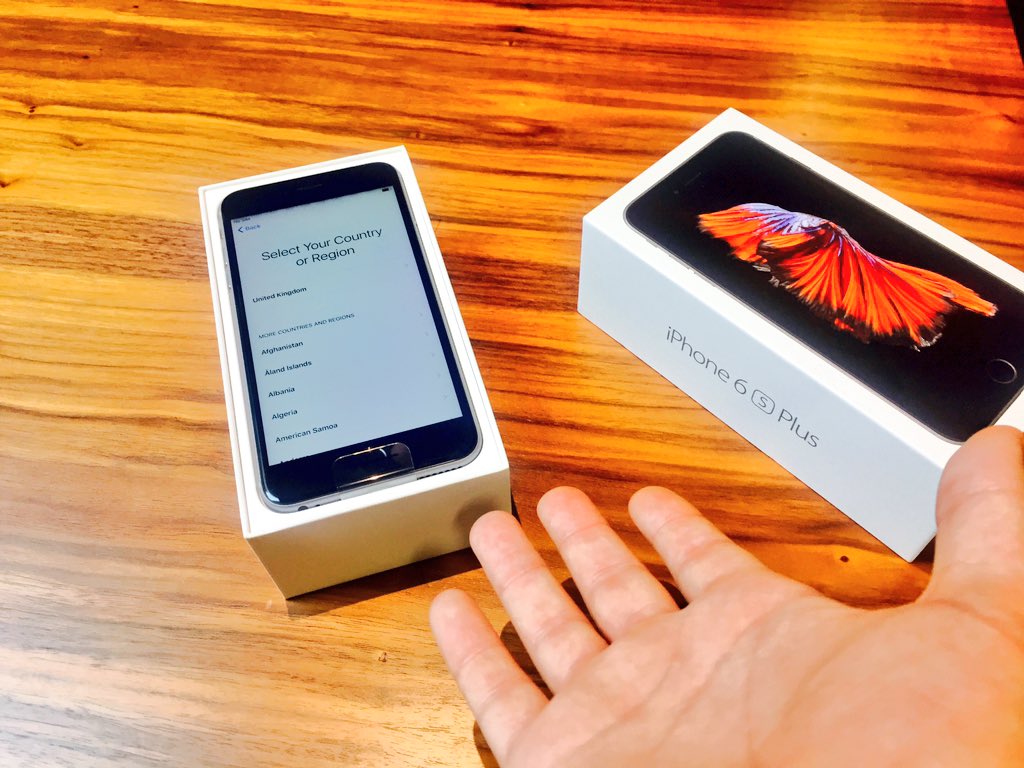 samuelofc's tweet image. Just picked up my new iPhone. Thanks @O2 😍 #iPhone6SOnO2