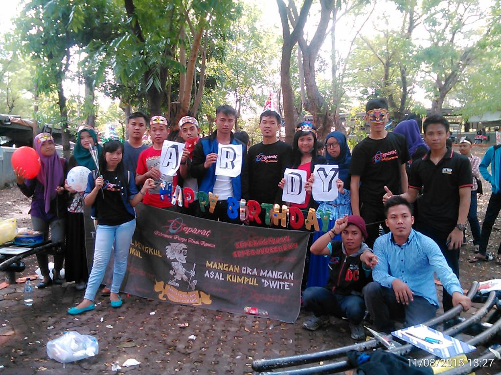 Bahagia itu saat Kumpul sama temen