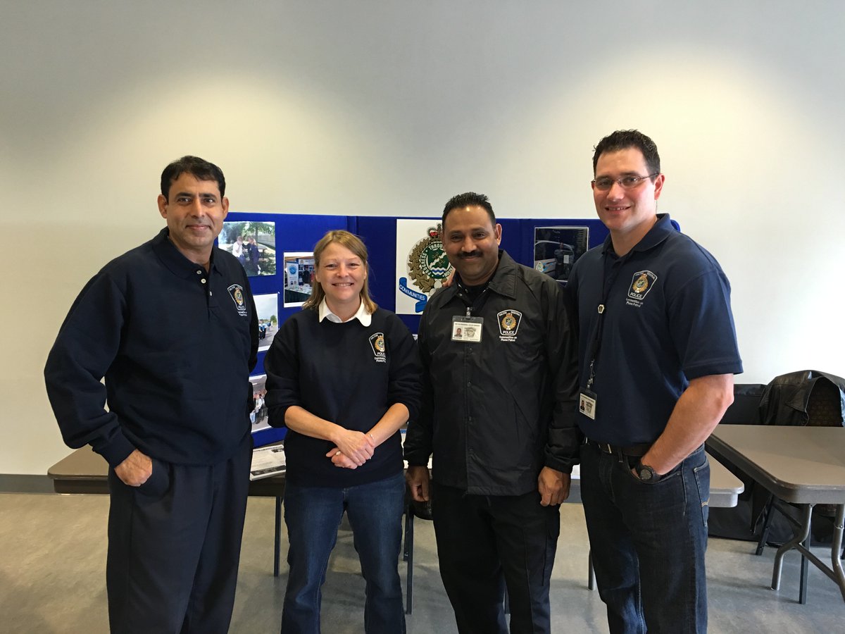 Our COPP (Communities on Phone Patrol) volunteers at the #MiltonOn volunteer fair on the weekend. They're great! ^ma