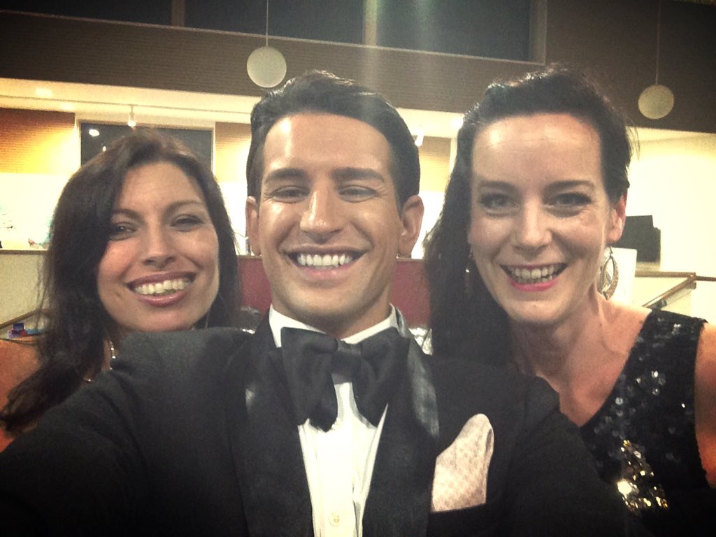 jemband1's tweet photo. Had a fab night at The Winter Ball on Saturday, very lively crowd including the lovely @ollielocke #MadeInChelsea https://t.co/QbtXorrPig