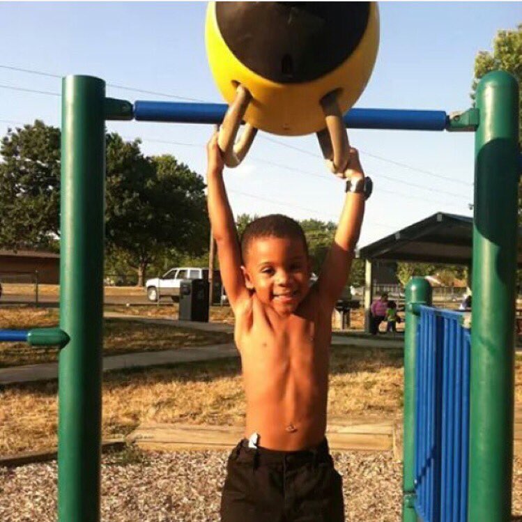 mpg_tony's tweet photo. I still cant believe you gone nephew 😥 its been a whole yr since you been gone I miss you Moni😔😪#LongLiveMoni👼🏽 https://t.co/K8j0Vazugu