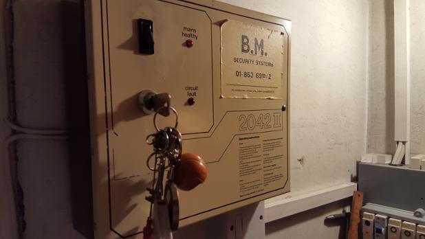 TelsecIP's tweet image. where's the keypad.. I remarked. What keypad? came the reply. ahh i see #shouldhavegoneoutwiththeark