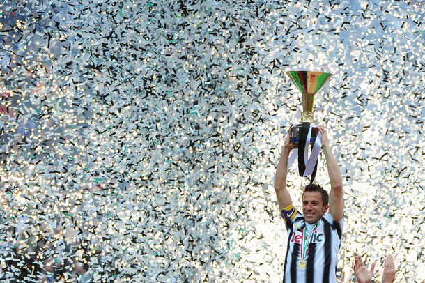 Happy birthday, Alessandro Del Piero. 

World Cup winner. 
Captain. 
Legend. 