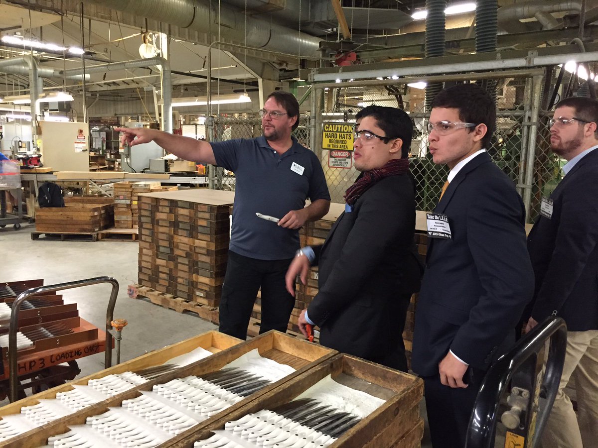 CutcoCutlery's tweet photo. Branch manager candidates from our Eastern Region are touring our factory today. Welcome! #olean15 https://t.co/dnCaMxR2Bu