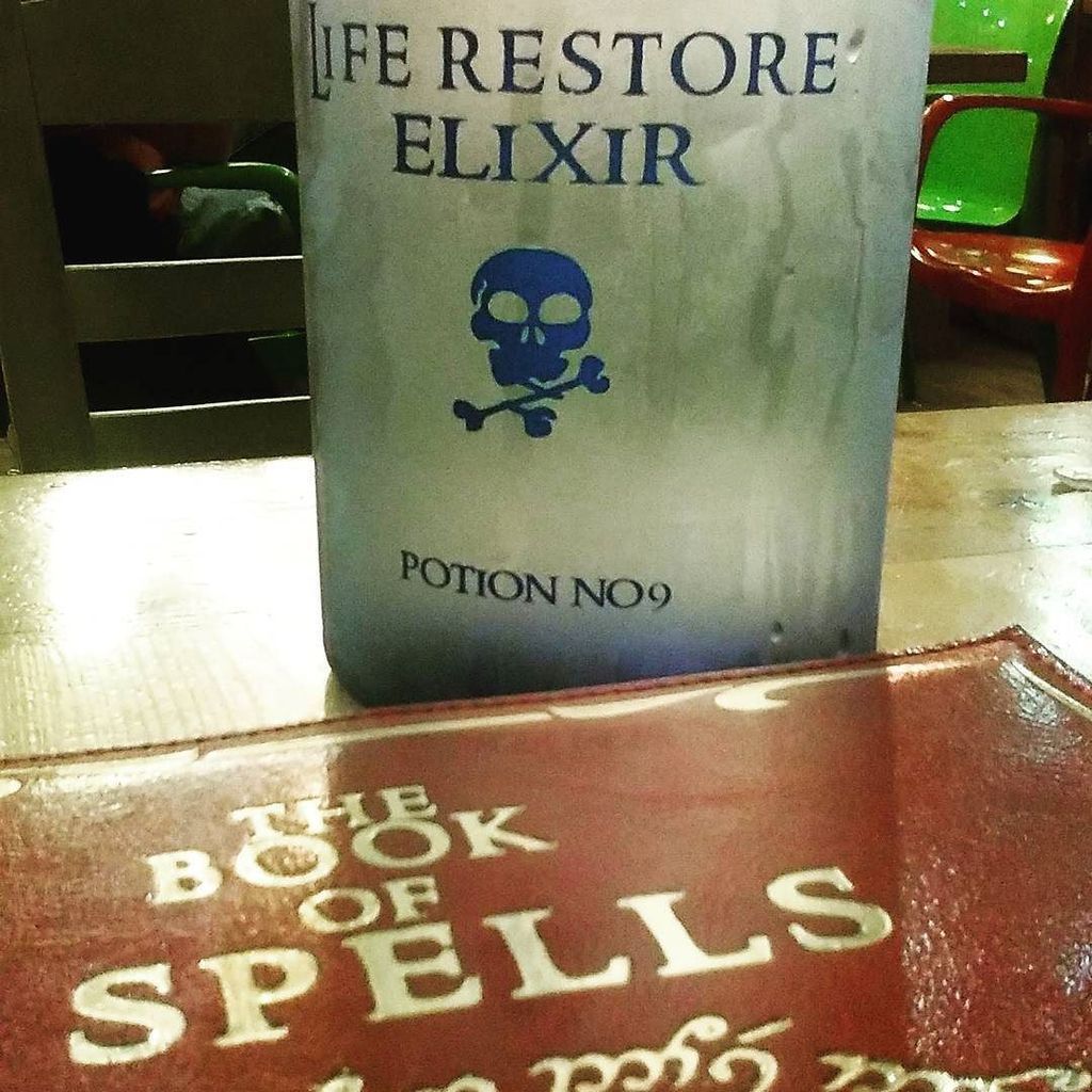 AthensInsta's tweet image. #lifeelixir #potion #potionno9 #spellbook #iputaspellonyou #magic #wizard #witch #playtime… ift.tt/1MkvyX2