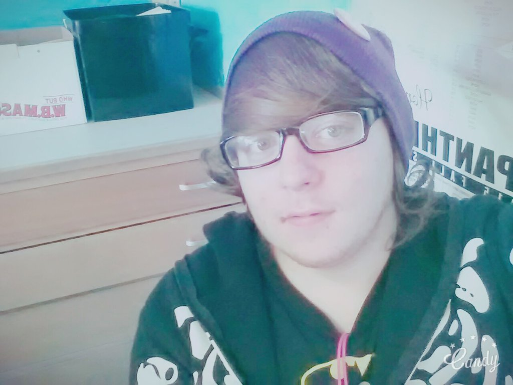 Midnight_Shad0w tweet picture