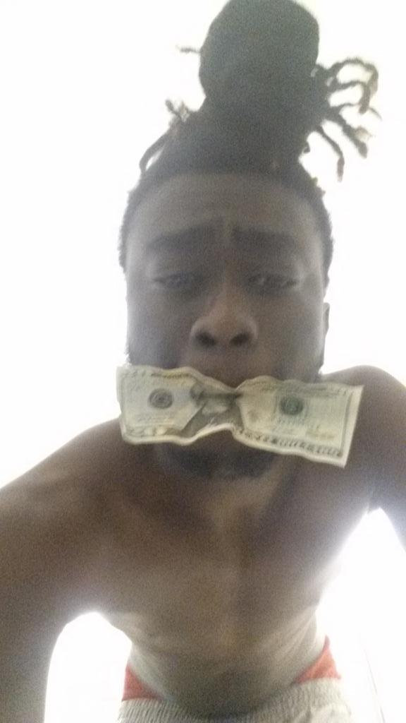 trizzle_82's tweet photo. When u find money in your old pants 😊😍🙌👏 https://t.co/daWO0iLCTN
