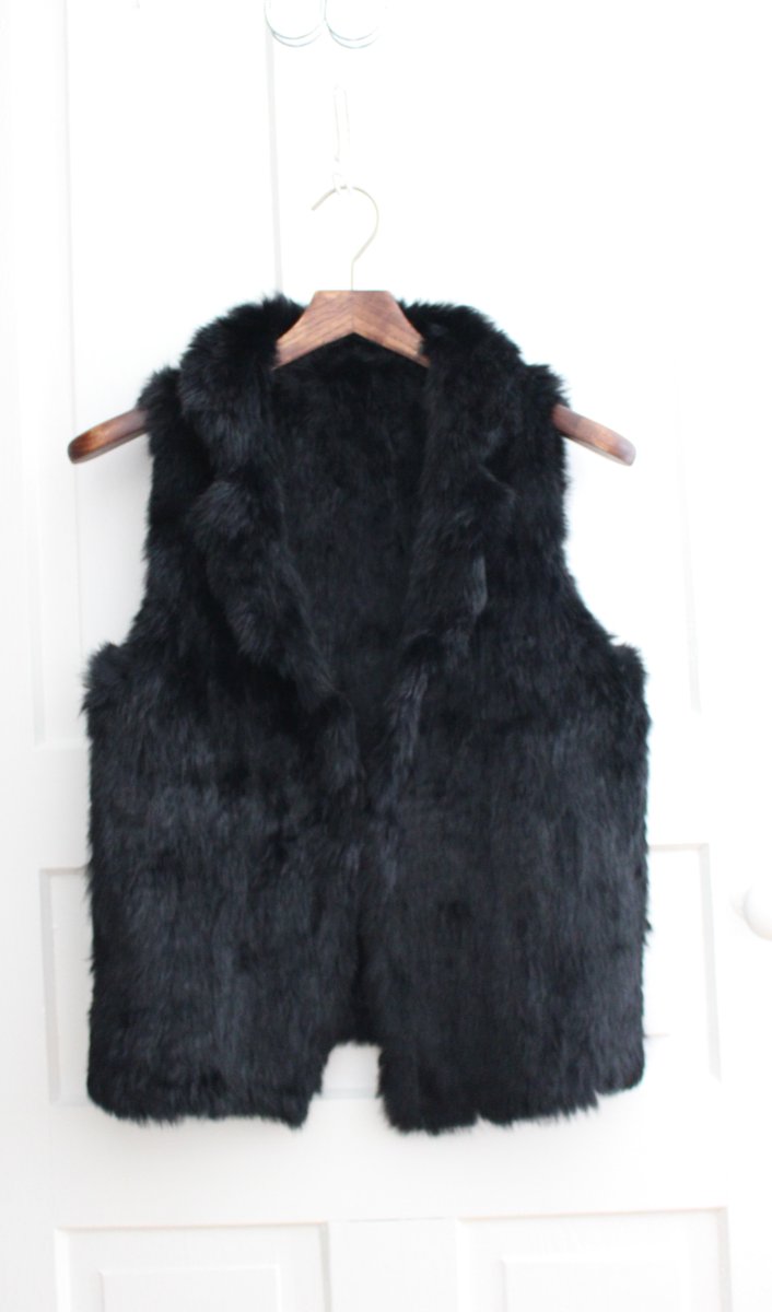 LindoFfur's tweet photo. Monday morning feels #mondaymotivation #furfashion #LindoF #delish https://t.co/eStV8cns7m