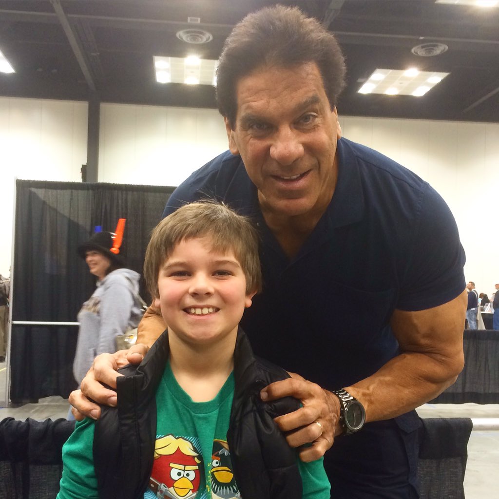 Happy Birthday Lou Ferrigno. Thanks for taking a picture with my son....for $50. 